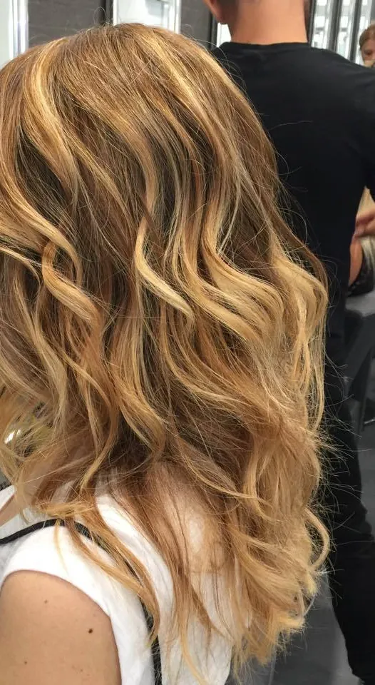 Onde lunghe con schiariture bionde, risultato finale